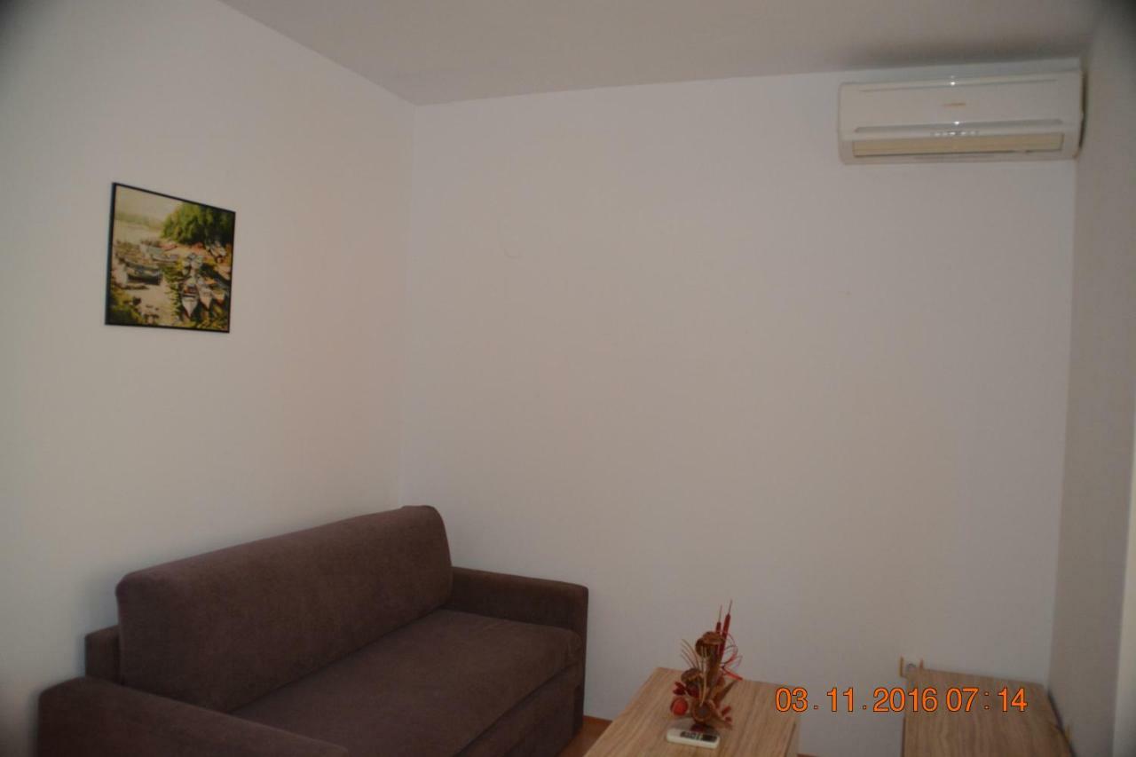 Guest Apartments Salena Sunny Beach Ngoại thất bức ảnh