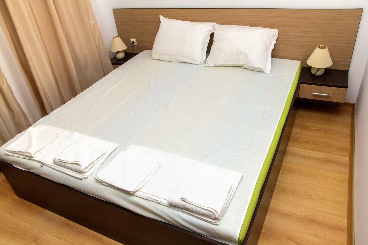 Guest Apartments Salena Sunny Beach Ngoại thất bức ảnh