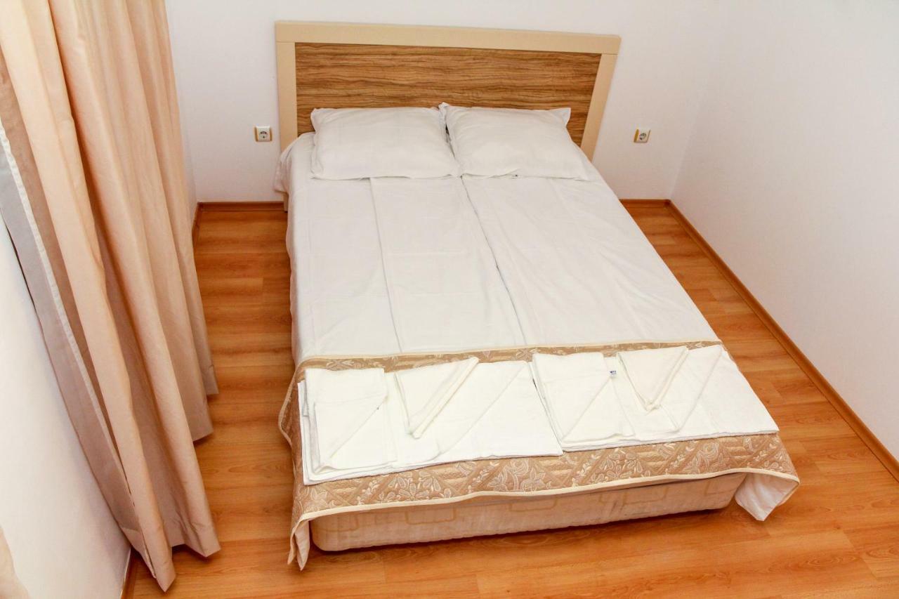 Guest Apartments Salena Sunny Beach Ngoại thất bức ảnh
