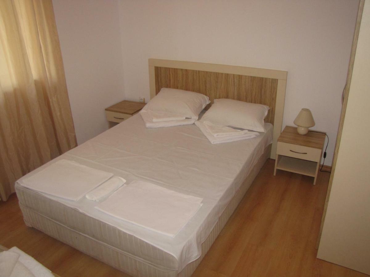 Guest Apartments Salena Sunny Beach Ngoại thất bức ảnh