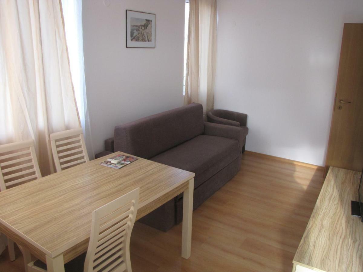 Guest Apartments Salena Sunny Beach Ngoại thất bức ảnh