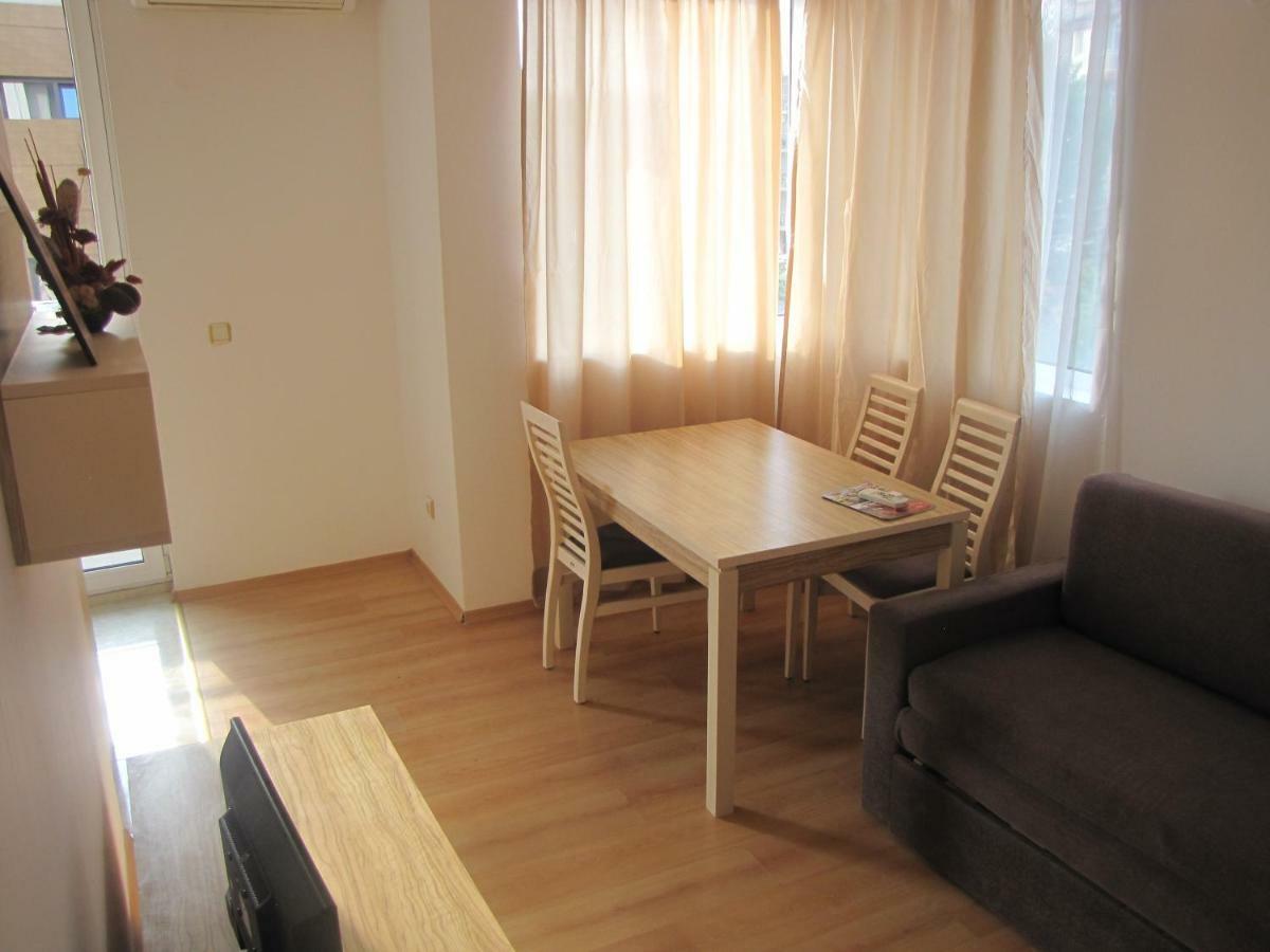 Guest Apartments Salena Sunny Beach Ngoại thất bức ảnh