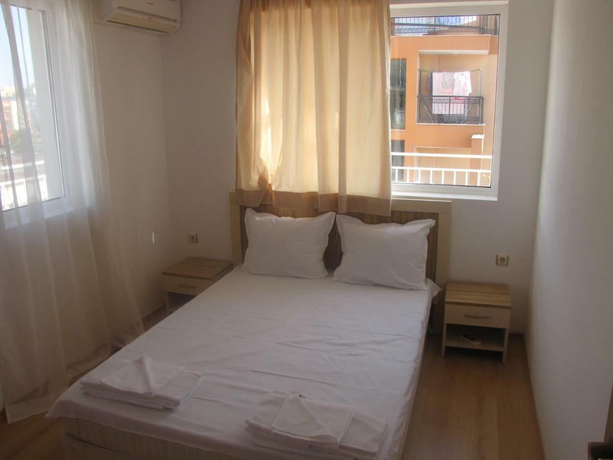 Guest Apartments Salena Sunny Beach Ngoại thất bức ảnh