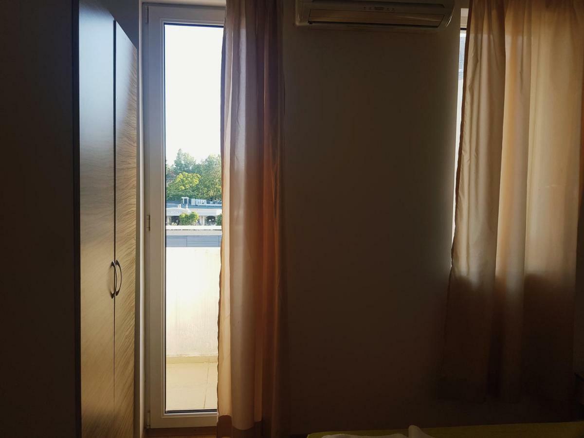 Guest Apartments Salena Sunny Beach Ngoại thất bức ảnh