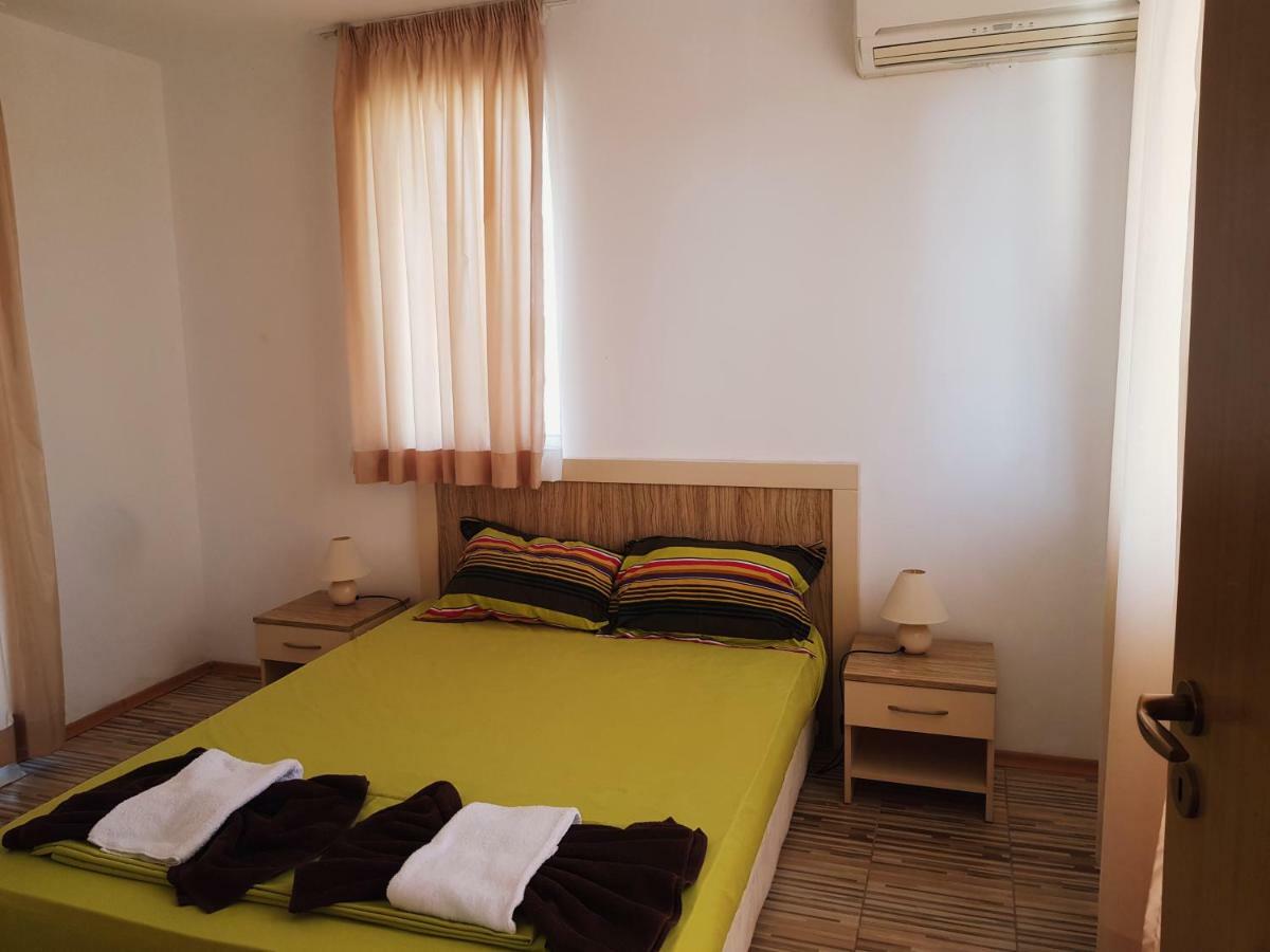 Guest Apartments Salena Sunny Beach Ngoại thất bức ảnh