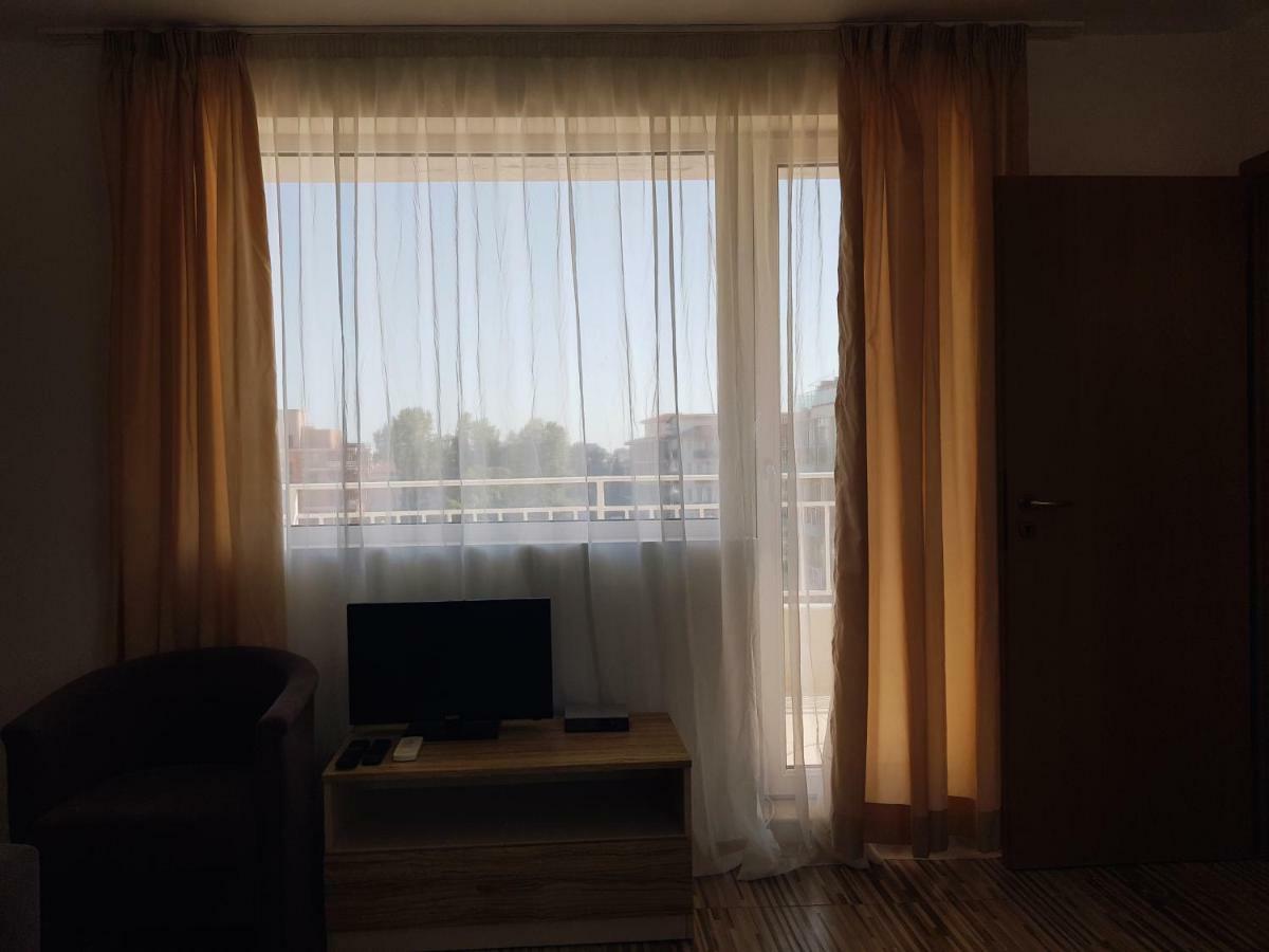 Guest Apartments Salena Sunny Beach Ngoại thất bức ảnh